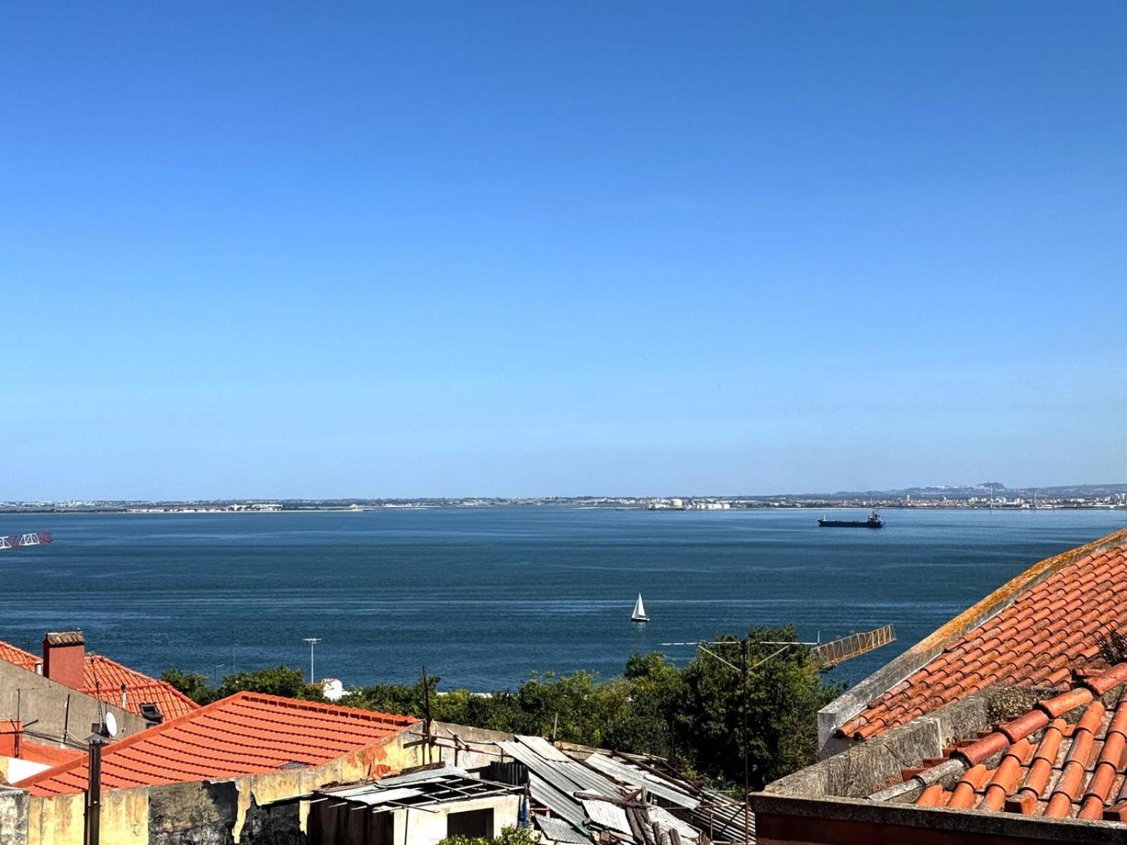 Alfama Charm - Authentic Apartamento *